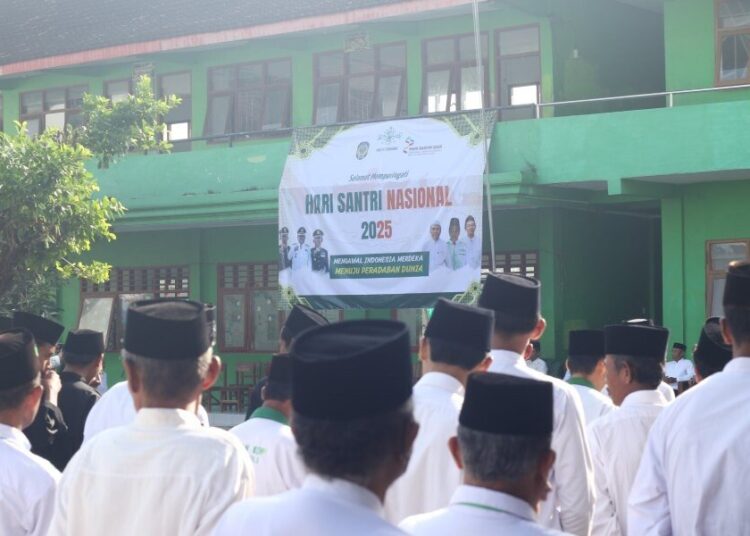 Ponpes Millenium Alfiena Ikuti Upacara Peringati Hari Santri 2025