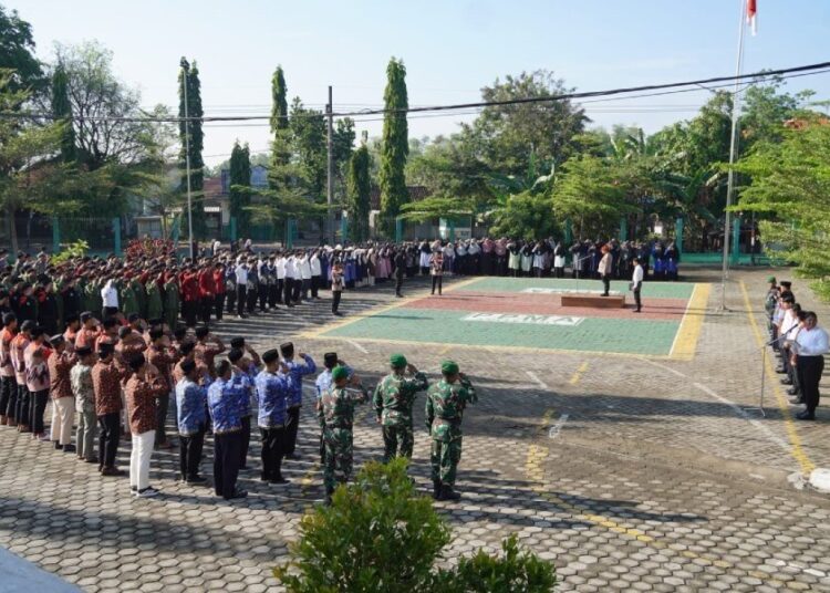 426 Santri Pondok Pesantren Millenium Alfiena Gelar Upacara Hari Kesaktian Pancasila