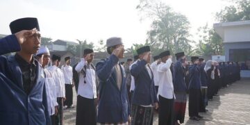 LDII Kediri dan Santri Ponpes Blawe Ikuti Apel Hari Santri Nasional 2025