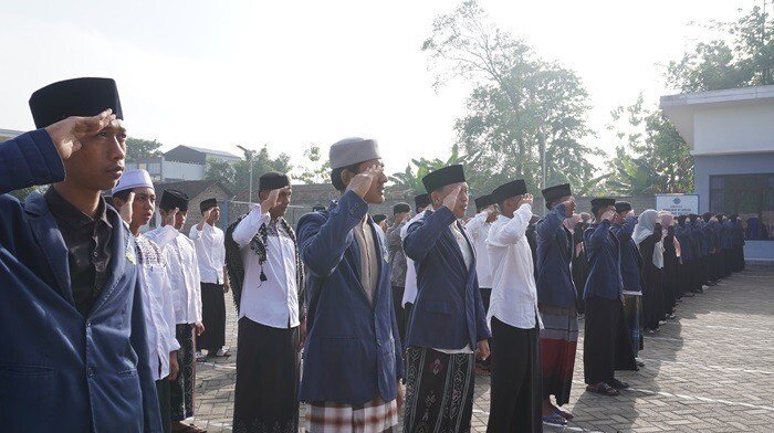 LDII Kediri dan Santri Ponpes Blawe Ikuti Apel Hari Santri Nasional 2025