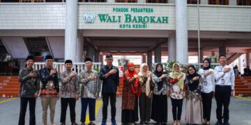 KPU Kota Kediri Verifikasi Data Pemilih Santri di Ponpes Wali Barokah