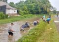 LDII Pegundan dan Pemdes Bersihkan Bantaran Sungai, Antisipasi Dampak Hujan Tinggi