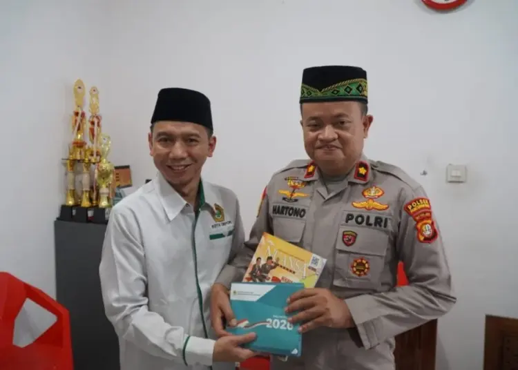 Kunjungi LDII, Kapolsek Pancoran Mas Ajak Cegah Kenakalan Remaja Jelang Ramadan