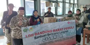 LDII Salurkan Bantuan Korban Longsor Cisarua Melalui Kantor Kemenag Bandung Barat