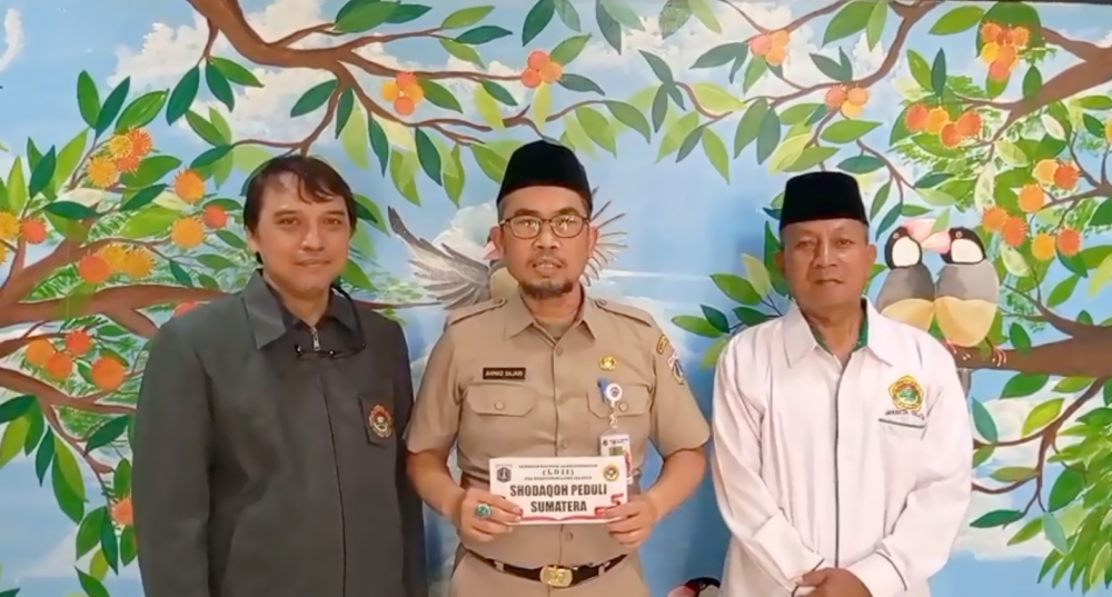 LDII Kebayoran Lama Serahkan Bantuan Sebagai Bentuk Peduli Bencana Sumatra