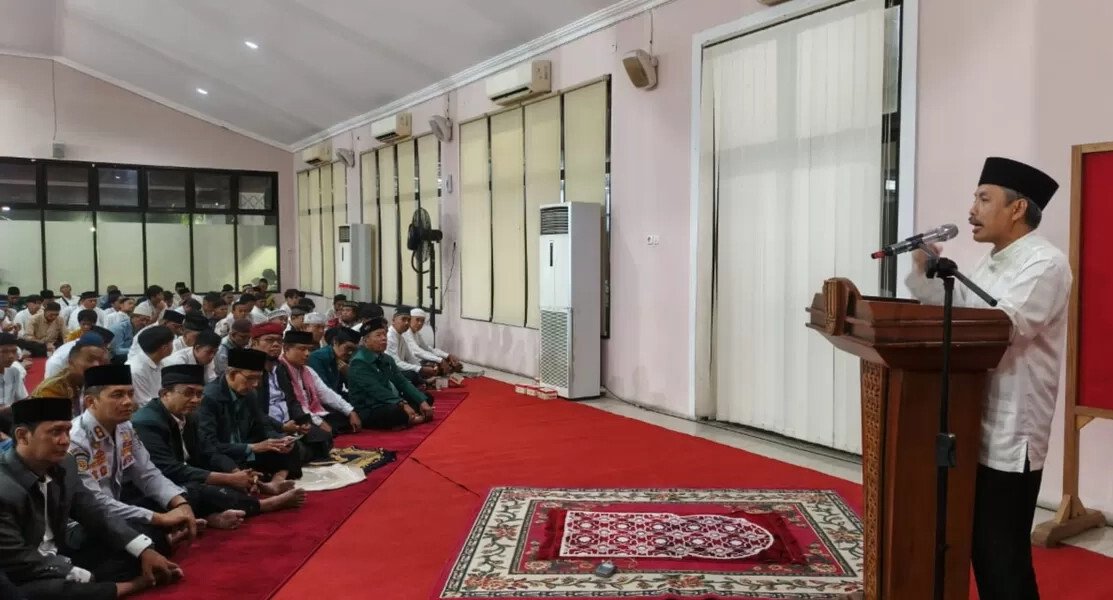 Ratusan Warga LDII Semarang Meriahkan Tarawih Keliling di Rumah Dinas Wali Kota
