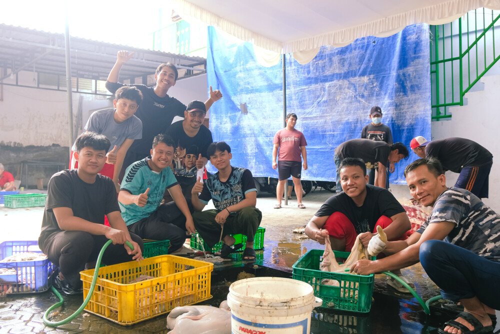 Belajar Makna Idul Adha, Santri Mahasiswa LDII Jombang Berkurban Satu Ekor Kambing