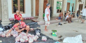 LDII Tabir Timur Salurkan 200 Paket Daging Kurban untuk Masyarakat