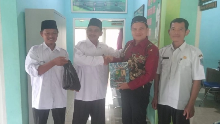 Silaturahim LDII ke Kantor KUA Tabir Timur, Momentum Idul Adha Pererat Sinergi