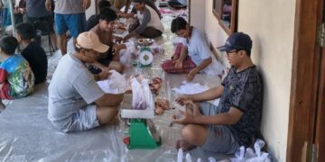 Ikhlas Berkurban Ikhlas Berbagi, LDII Kragilan Distribusikan Daging Kurban di Lingkungan Sekitar