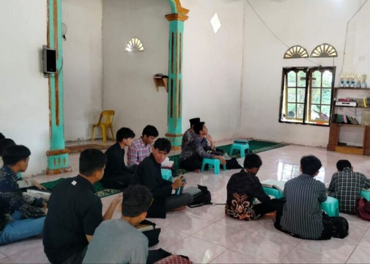PC LDII Simpang Abadi Gelar Pengajian Muda-Mudi di Masjid Miftahul Huda