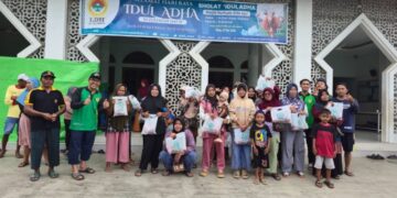 LDII PC Sei Beduk Berbagi Daging Hewan Kurban kepada Warga