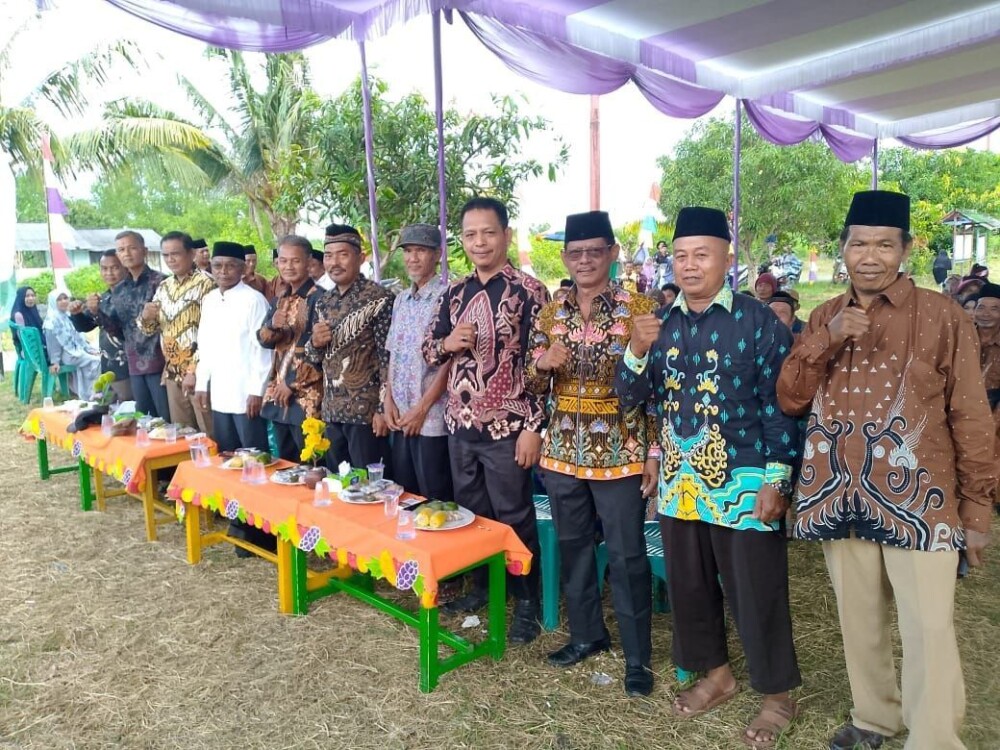 Ketua PC LDII Rawajitu Timur Hadiri Pelepasan Siswa RA dan MI Bahrul Ulum At-Taqwa