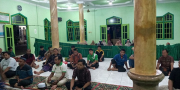 Warga LDII Kuala Tungkal Ikuti Pengajian Daring di Masjid Hidayatul Ula
