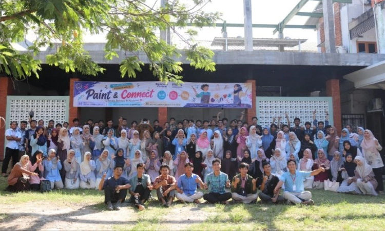 Pererat Kebersamaan, Remaja LDII Kota dan Kabupaten Cirebon Ikuti Kegiatan Melukis