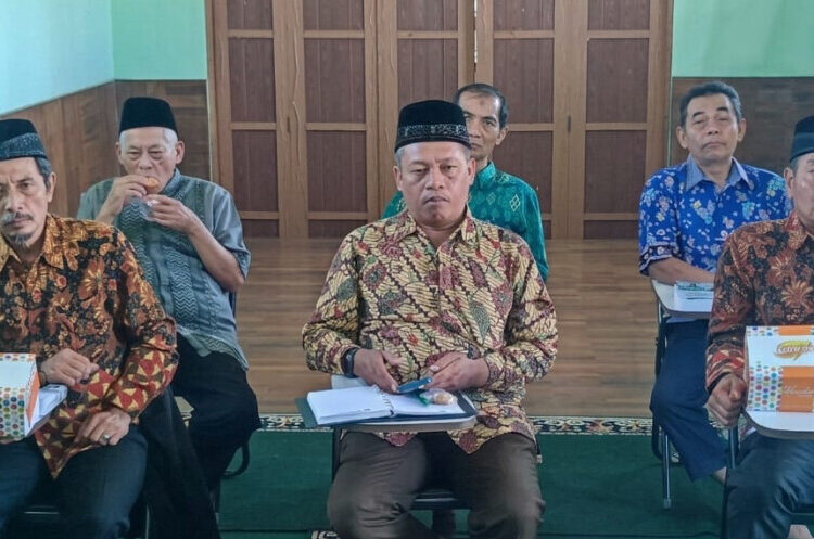 Ikuti Bedah Buku Pendidikan LDII, Pengurus LDII Salatiga Bertekad Perkuat Pembinaan Generasi Muda