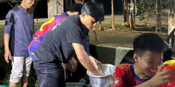 Latih Kemandirian, Pemuda LDII Simpang Abadi Olah Daging Kurban Jadi Bakso