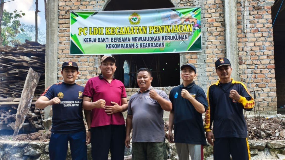 LDII Peninjauan Gelar Kerja Bakti di Masjid Negeri Agung