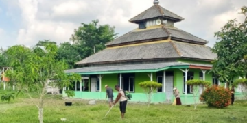 Jamaah Masjid Sabilul Muttaqin Gelar Kerja Bakti, Bantu Warga di Musim Kemarau