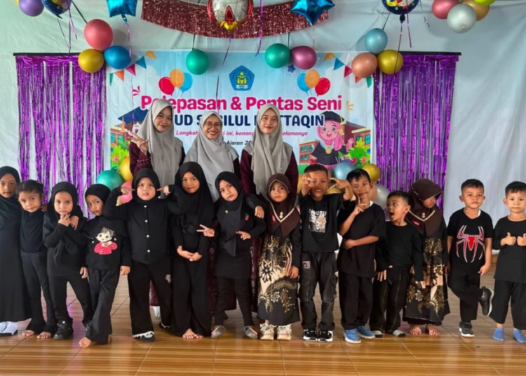 PAUD Sabilul Muttaqin Prabumulih Gelar Pentas Seni dan Pelepasan Angkatan Pertama