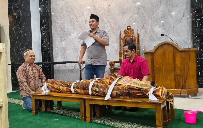 Pelatihan Pemulasaran Jenazah, Warga LDII Gunung Anyar Dibekali Tata Cara Sesuai Syariat