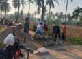 Warga LDII Pemanggilan Gotong Royong Perbaiki Jalan