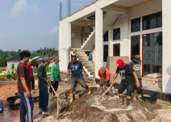 Gelar Gotong Royong, Warga LDII Beliung Wujudkan Fasilitas Pendukung Sekretariat