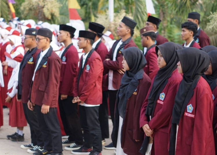 Warga LDII Pinang Banjar Terima Penghargaan dalam Upacara HUT ke-81 RI