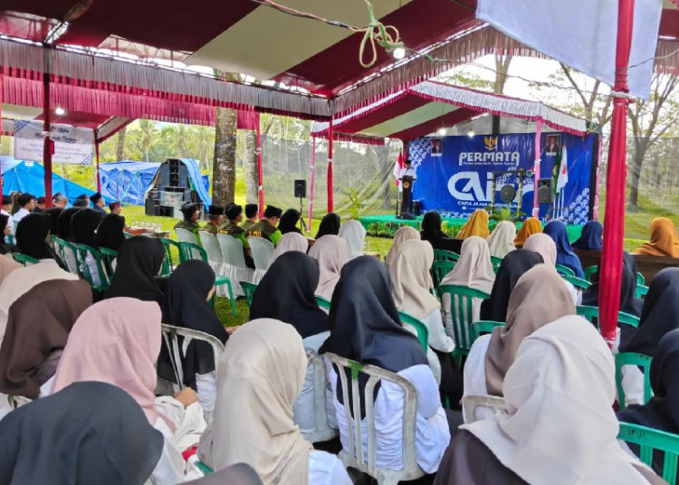 Dinas Lingkungan Hidup Banyuwangi Edukasi Pilah Sampah pada Permata CAI