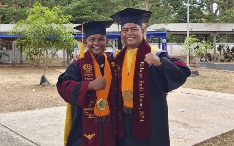 Tiga Pemuda LDII Diwisuda di UNIPA, Dorong SDM Berilmu dan Berakhlak