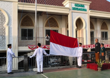 Upacara HUT Ke-81 RI di Ponpes Baitul Makmur Libatkan Berbagai Elemen