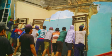 Warga LDII Pagar Alam Gotong Royong Bangun Kembali Gedung TK