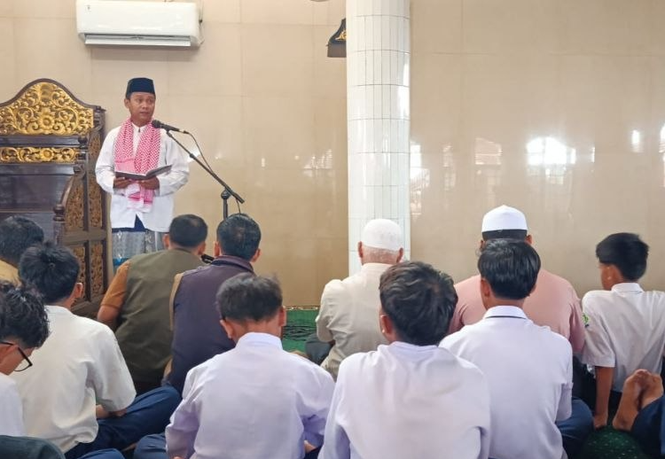 Ponpes Tawakal Jambi Gelar Salat Istisqa, Berdoa Memohon Turunnya Hujan