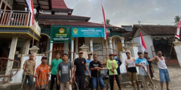 LDII Kutorejo Ikuti Gerakan Bersih-Bersih Masjid, Wujudkan Semangat Gotong Royong