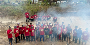 Warga LDII Karanganyar Gotong Royong Bersihkan Saluran Irigasi Waduk Sempor