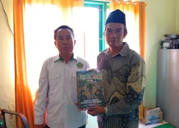 LDII Malili Silaturahim ke KUA, Serahkan Majalah Nuansa Persada