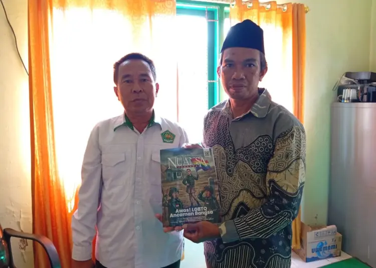 LDII Malili Silaturahim ke KUA, Serahkan Majalah Nuansa Persada