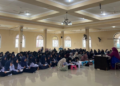 Siswi SMA Aziziah Palembang Ikuti Pengajian Thaharah dan Birrul Walidain