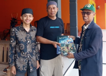 PC LDII Tanralili Silaturahim ke Pemangku Kepentingan Serahkan Majalah Nuansa Persada
