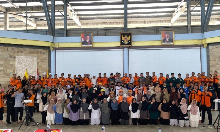 Perkuat Kesiapsiagaan Bencana, Senkom Banten Gelar Edukasi Mitigasi di Pesantren
