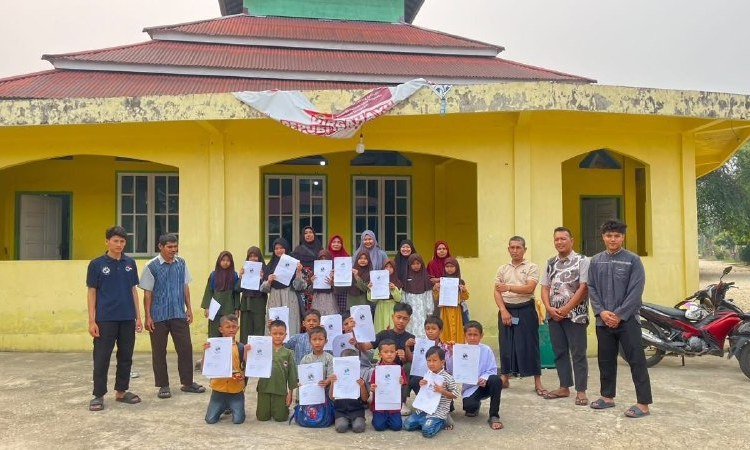 LDII Sarolangun Evaluasi Pembelajaran Agama, Bagikan Rapor Generus Caberawit